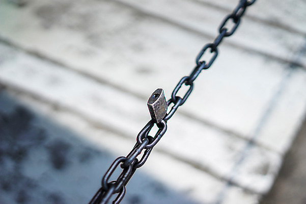 포토 JPG 주간 자물쇠 사람없음 야외 아웃포커스 잠김 쇠사슬 오브젝트 국내포토 자연요소 촬영기법 파일형식