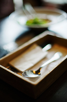 포토 JPG 식기 접시 주방용품 수저 근접촬영 사람없음 아웃포커스 숟가락 오브젝트 수저통 국내포토 뷰포인트 생활용품 촬영기법 파일형식