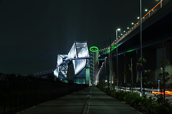 포토 JPG 해외풍경 도로 야경 가로등 조명 사람없음 야외 빛 도시풍경 일본 원근감 도시 도쿄 가교 국내포토 해외 건축물 공공시설 아시아 길 뷰포인트 교통시설 풍경 야간 파일형식 풍경_경치