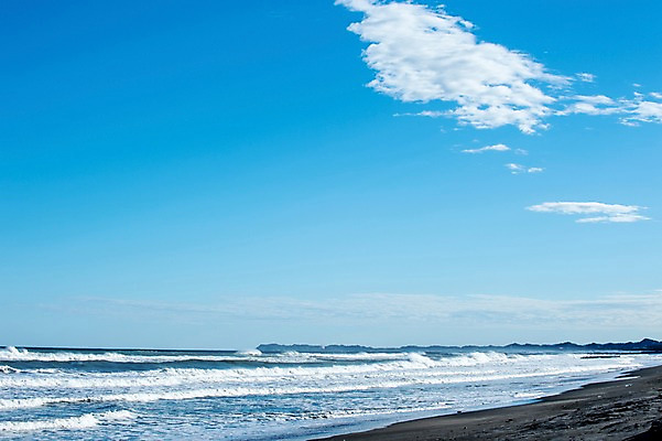 포토 JPG 주간 구름 파도 바다 자연 하늘 풍경 해변 사람없음 야외 맑음 국내포토 자연요소 날씨 생태계 파일형식