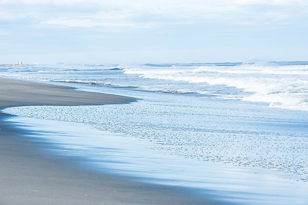 포토 JPG 주간 구름 파도 바다 자연 하늘 풍경 해변 사람없음 야외 모래사장 국내포토 자연요소 생태계 파일형식