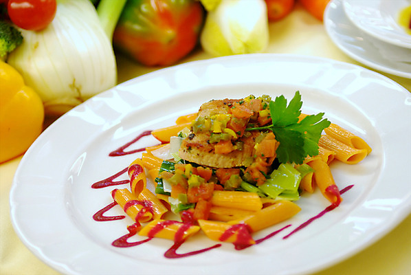 포토 JPG 접시 음식 채소 식재료 방울토마토 파스타 사람없음 아웃포커스 장식 국내포토 식기 토마토 서양음식 촬영기법 파일형식