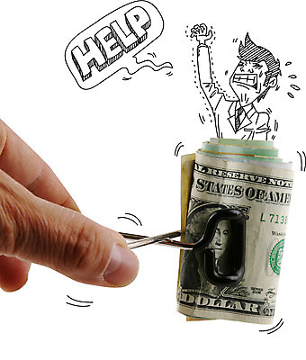 편집 편집이미지 손 남자 백그라운드 돈 포토일러 집게 사람 손짓 상반신 두명 앞모습 신체부위 금융 잡기 도움 비즈니스맨 디지털합성 합성 금융비즈니스 이미지편집 AI파일 뷰포인트 컨셉 비즈니스 모션 경제 직장인 재산 파일형식 벡터