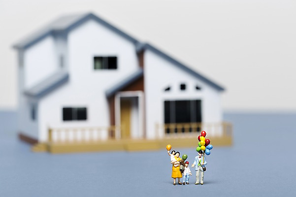포토 JPG 스튜디오촬영 가족 부동산 주택 실내 사람없음 경제 소풍 모형 미니어처 피규어 풍선 국내포토 관계 내부 건물 야외활동 재산 파일형식