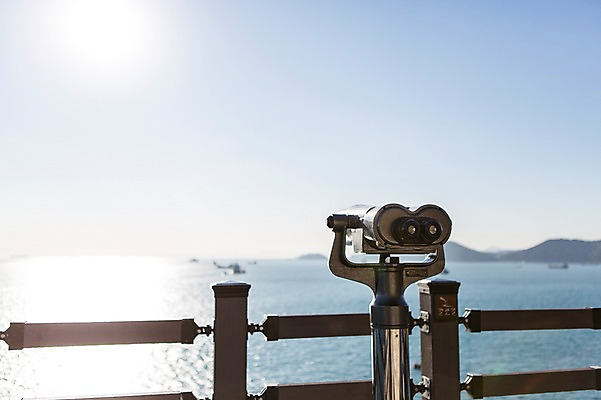 포토 JPG 주간 바다 여행 배경화면 한국 풍경 사람없음 야외 아웃포커스 울타리 망원경 부산 갈맷길 영도 국내포토 자연요소 아시아 촬영기법 담장 파일형식