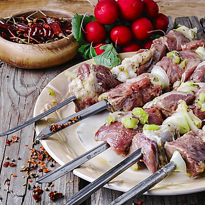 포토 JPG 해외이미지 접시 토마토 채소 양파 육류 돼지고기 스테이크 요리 사람없음 소풍 저녁식사 소고기 신선 막대기 꼬치 그릴 바비큐 자르기 준비 날것 후추 덩어리 케밥 생식 송아지고기 절임 총각무 해외202004 해외포토 식기 음식 식재료 모션 주방용품 서양음식 야외활동 식사 무 향신료 파일형식 이미지허브