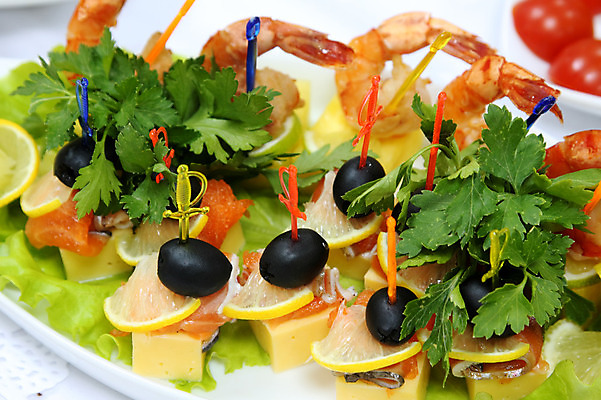 포토 JPG 해외이미지 라이프스타일 접시 디자인 문화 음식 백그라운드 탁자 아침 치즈 새우 주택 실내 파슬리 샌드위치 건강 요리 사람없음 빛 식당 식사 저녁식사 방 식탁보 흰색 신선 먹기 레몬 카나페 컵받침 서비스 상쾌 올리브 연어 뷔페 전경 해외202004 해외포토 주간 식기 열매 감정 컬러 가구 채소 과일 모션 유제품 서양음식 갑각류 어류 풍경 내부 건물 생활 상점 받침대 파일형식 탑뷰 이미지허브