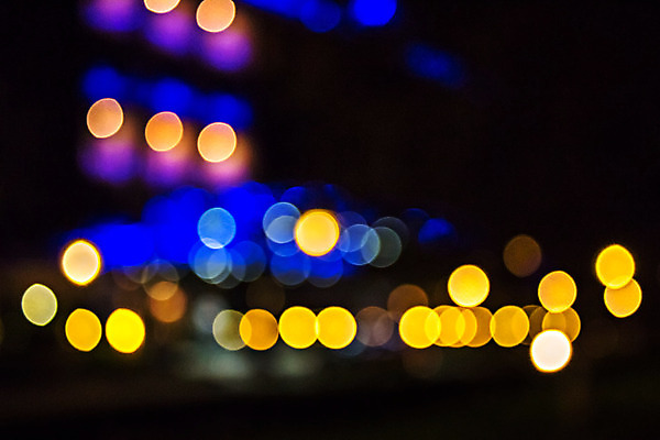 포토 JPG 해외이미지 도로 백그라운드 교통시설 자동차 추상 전등 거리 사람없음 빛 컬러풀 어둠 도시 원형 야간 타운 블러 해외202004 해외포토 자연요소 도형 길 육상교통 컬러 교통 무늬 조명 시설 파일형식 이미지허브