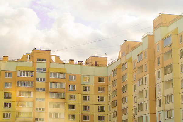 포토 JPG 해외이미지 구름 외관 산업 벽 비즈니스 건축양식 창문 하늘 지붕 부동산 새로움 거리 바닥 아파트 주택 사람없음 건물 파란색 고층빌딩 블록 장비 발코니 도시 땅 정사각형 시멘트 지역 공학 개발 콘크리트 해외202004 해외포토 자연요소 도형 건축물 교육 건축 컬러 컨셉 빌딩 재산 파일형식 이미지허브