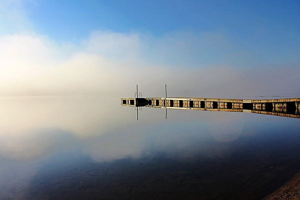 포토 JPG 해외이미지 구름 호수 잎 자연 하늘 아침 새로움 사람없음 물 여름 파란색 강 반사 일출 항구 맑음 거울 안개 신선 묘사 뿌연 디테일 해외202004 해외포토 주간 자연요소 식물 계절 컬러 컨셉 교통시설 날씨 노을 생태계 파일형식 이미지허브