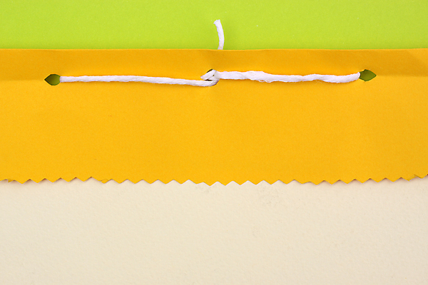 포토 JPG 해외이미지 디자인 배너 교육 종이 비즈니스 텍스트 학교 추상 문구용품 프레임 사람없음 빨간색 사무실 쌓기 우주 쪽지 공백 못 메시지 모서리 편지 편지지 질감 문서 클립 반죽 테이프 페이지 공지사항 시트 판지 패드 조언 해외202004 해외포토 컬러 무늬 모션 공구 오브젝트 파일형식 이미지허브