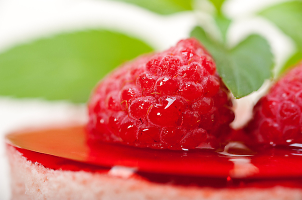 포토 JPG 해외이미지 분홍색 디저트 사람없음 케이크 달콤 민트 산딸기 무스케이크 해외202004 해외포토 음식 컬러 과일 맛 허브 파일형식 이미지허브