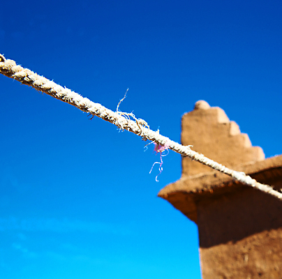 포토 JPG 해외이미지 식물 전통 길 밧줄 벽 분홍색 여행 백그라운드 오렌지 포장 건축양식 창문 아프리카 하늘 추상 출입구 주택 프레임 사람없음 건물 목재 파란색 갈색 노란색 문 흰색 시골 도시 이슬람교 질감 시멘트 환영 타운 모로코 단계 셔터 메디나 옛날 이국적 콘크리트 해외202004 해외포토 나무 건축물 건축 나라 종교 줄 컬러 무늬 과일 재료 파일형식 이미지허브