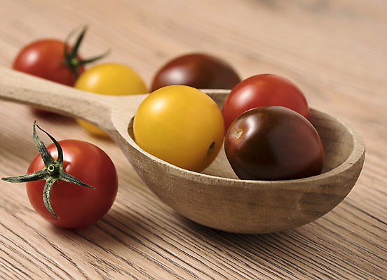 포토 JPG 해외이미지 음식 백그라운드 농업 다이어트 토마토 채소 오렌지 과일 재료 자연 건강 종류 사람없음 빨간색 초록색 여름 컬러풀 노란색 식사 흰색 신선 체리 사발 시장 작음 유기농 날것 내추럴 숙성 채식주의자 많음 해외202004 해외포토 웰빙 계절 산업 컬러 컨셉 사기그릇 크기 생태계 채식 파일형식 이미지허브