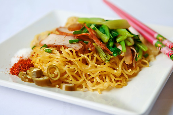 포토 JPG 해외이미지 전통 음식 백그라운드 재료 젓가락 건조 건강 육류 돼지고기 요리 동양인 사람없음 빨간색 갈색 중식 중국 신선 면 고수 맛 설탕 먹기 반죽 발효 파 케일 해외202004 해외포토 아시아 컬러 컨셉 채소 식재료 모션 수저 인종 향신료 파일형식 이미지허브