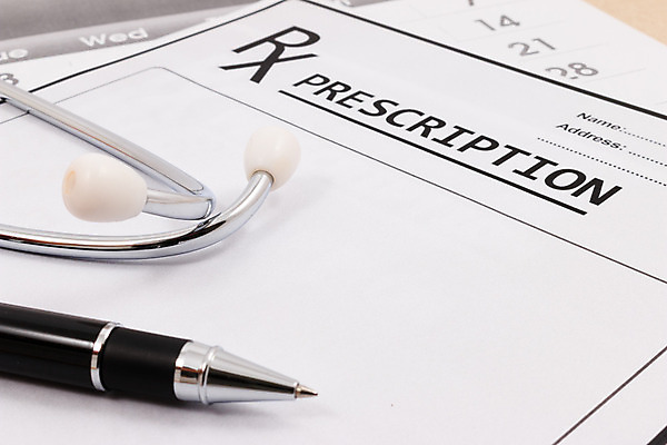 포토 JPG 해외이미지 종이 백그라운드 청진기 건강 병원 사람없음 약 펜 꼬리표 쪽지 공백 장비 시험 환자 의사 흰색 공구 질병 정상 온도계 약국 책상 서비스 보고서 서식 문서 파일 처방 조제 패드 고립 돌봄 약사 조언 해외202004 해외포토 교육 컬러 가구 의학 의료기기 모션 필기구 라벨 의료진 도구 만들기 파일형식 이미지허브