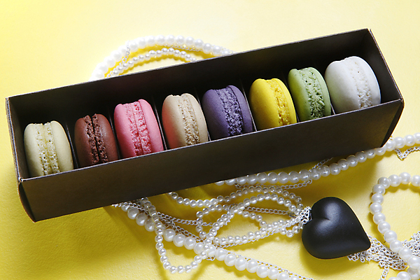 포토 JPG 해외이미지 디저트 사람없음 컬러풀 케이크 달콤 맛 마카롱 프랑스어 페스츄리 해외202004 해외포토 문자 음식 빵 컬러 컨셉 파일형식 이미지허브