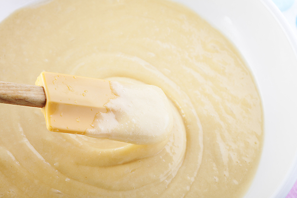 포토 JPG 해외이미지 음식 사탕 요리 사람없음 사발 컵케이크 준비 만들기 주걱 섞기 해외202004 해외포토 모션 주방용품 디저트 케이크 사기그릇 파일형식 이미지허브