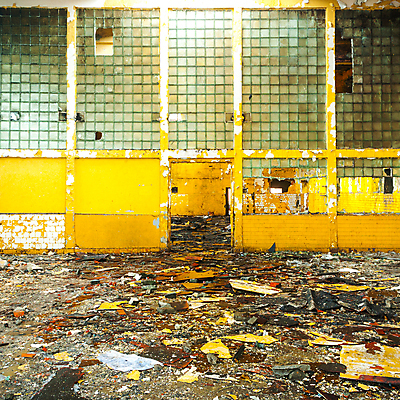 포토 JPG 해외이미지 산업 벽 백그라운드 건축양식 창문 공장 유리 벽돌 직장 사람없음 내부 건물 빛 금속 검은색 어둠 수확 도시 폐기물 위험 버리기 창고 복고 먼지 낭비 구식 그런지 깨짐 방치 썩음 옛날 철강 파멸 해외202004 해외포토 건축물 건축 컬러 컨셉 농업 회사 공업 모션 재질 쓰레기 파일형식 소멸 이미지허브