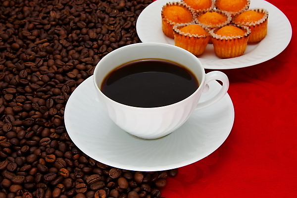 포토 JPG 해외이미지 접시 커피 음료 아침 콩 씨앗 사람없음 컵 농작물 갈색 우주 검은색 카페 에너지 머그컵 흰색 뜨거움 액체 가득함 싱글 흥분 날것 결 에스프레소 모카 해외202004 해외포토 주간 식물 식기 감정 컬러 무늬 농업 곡류 상점 파일형식 이미지허브