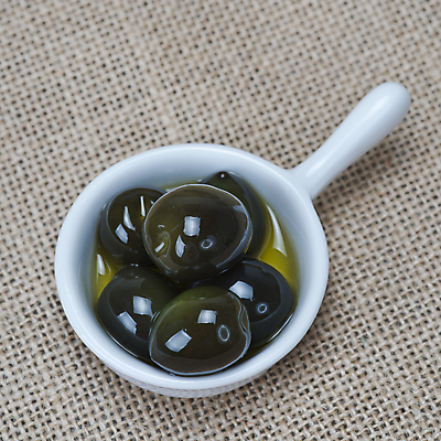 포토 JPG 해외이미지 산업 음식 백그라운드 잎 농업 다이어트 채소 과일 비즈니스 재료 자연 건강 사람없음 초록색 세트 검은색 이탈리아 샐러드 흰색 나뭇가지 직물 신선 업무 컨테이너 지중해 삼베 컵받침 유기농 올리브 질감 날것 그리스인 마케팅 스페인어 옛날 짠맛 채식주의자 해외202004 해외포토 서양인 나무 식물 웰빙 열매 유럽 바다 컬러 작업 맛 받침대 생태계 채식 파일형식 천_직물 이미지허브