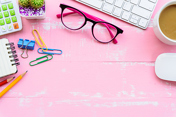 포토 JPG 해외이미지 디자인 교육 꽃 커피 분홍색 백그라운드 컨셉 비즈니스 장신구 학교 탁자 주택 사람없음 목재 컵 노트북 컴퓨터 사무실 펜 카메라 우주 다이어리 검은색 공책 공백 장비 수확 흰색 시골 키보드 업무 작업실 플랫 정상 책상 복고 위치 프리랜서 해외202004 해외포토 나무 식물 직업 식기 음료 컬러 가구 농업 재료 문구용품 건물 전자제품 필기구 사무용품 작업 파일형식 이미지허브