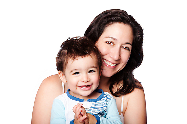 포토 JPG 해외이미지 백인 여자 남자 행복 아들 어린이 가족 엄마 함께함 소년 두명 아기 히스패닉 걸음마 해외202004 해외포토 서양인 감정 컨셉 관계 모션 사람 파일형식 이미지허브