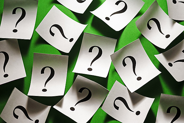 포토 JPG 해외이미지 교육 종이 백그라운드 컨셉 표시 아이디어 사람없음 옆모습 그래픽 쪽지 물음표 흰색 신용카드 퀴즈 질문 심볼 사인 검색 문제 해결 의문 의심 대답 조언 지원 헬프 혼란 카피스페이스 브레인스토밍 해외202004 해외포토 기호 감정 뷰포인트 컬러 금융 공백 도움 파일형식 이미지허브