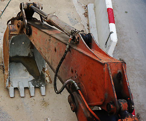 포토 JPG 해외이미지 직업 산업 교통시설 새로움 사람없음 건물 기계 흙 장비 업무 큼 발굴 기중기 준비 먼지 트랙터 짐차 무거움 땅파기 선로 프로젝트 해외202004 해외포토 건축물 교통 컨셉 자동차 작업 중장비 무게 크기 농기계 시설 특수차량 파일형식 이미지허브