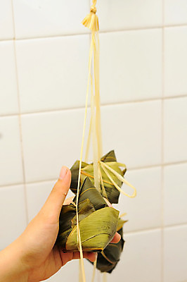 포토 JPG 해외이미지 전통 손 문화 음식 백그라운드 컨셉 잎 신체 부분 밥 요리 동양인 사람없음 초록색 식사 중국 덮개 닫기 먹기 대나무 채식주의자 해외202004 해외포토 나무 식물 아시아 컬러 모션 인종 신체부위 뚜껑 채식 파일형식 이미지허브