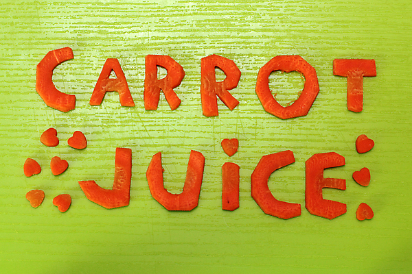 포토 JPG 해외이미지 나무 디자인 계절 음식 백그라운드 잎 다이어트 채소 오렌지 재료 텍스트 자연 표면 건강 요리 사람없음 목재 빨간색 초록색 갈색 마을 정원 주스 당근 가을 신선 칵테일 아침식사 다발 먹기 유기농 질감 날것 추수감사절 내추럴 숙성 채식주의자 해외202004 해외포토 식물 웰빙 기독교 음료 컬러 과일 모션 뿌리채소 주류 식사 생태계 채식 파일형식 이미지허브