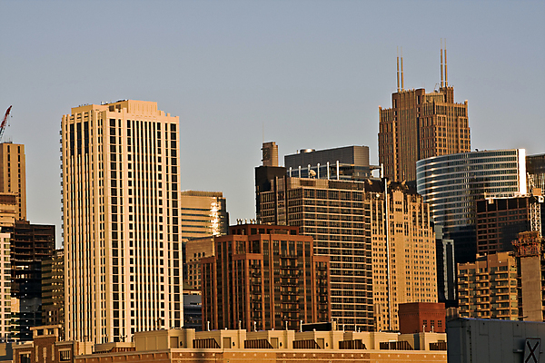 포토 JPG 해외이미지 여행 가로등 건축양식 휴가 조명 풍경 사람없음 관광지 도시풍경 사무실 고층빌딩 황혼 일몰 도시 원형 도심 야간 출장 시티라이프 스카이라인 빛망울 시카고 해외202004 해외포토 자연요소 도형 라이프스타일 공공시설 건축 비즈니스 빌딩 빛 노을 미국 파일형식 이미지허브