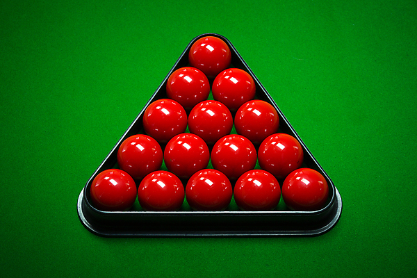 포토 JPG 해외이미지 스포츠 분홍색 백그라운드 공 놀이 탁자 프레임 실내 취미 사람없음 빨간색 초록색 파란색 빛 세트 컬러풀 반사 갈색 노란색 검은색 경쟁 장비 게임 흰색 그룹 당구 클럽 신호 단절 여의주 해외202004 해외포토 컬러 가구 컨셉 내부 구기 파일형식 이미지허브