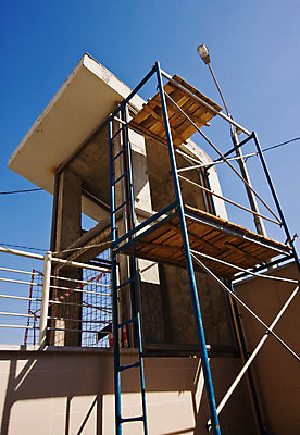 포토 JPG 해외이미지 거리 사람없음 야외 금속 맑음 램프 도시 얽힘 지역 발판 건너기 콘크리트 혼란 해외202004 해외포토 컨셉 모션 재질 날씨 조명 파일형식 이미지허브