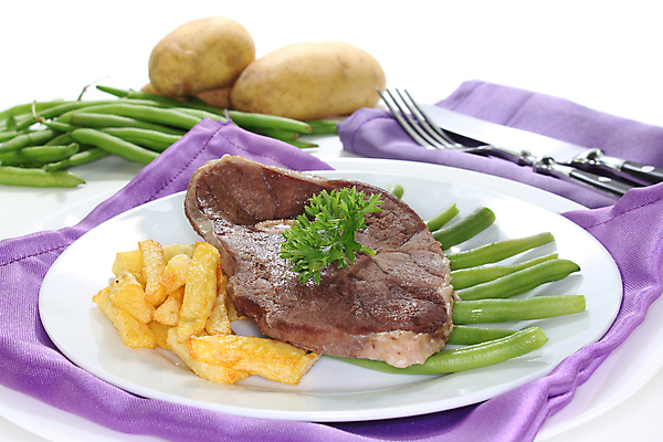 포토 JPG 해외이미지 음식 백그라운드 콩 뼈 감자 파슬리 육류 스테이크 요리 사람없음 초록색 갈색 노란색 튀김 감자튀김 양고기 점심식사 해외202004 해외포토 컬러 채소 식재료 곡류 서양음식 식사 파일형식 이미지허브