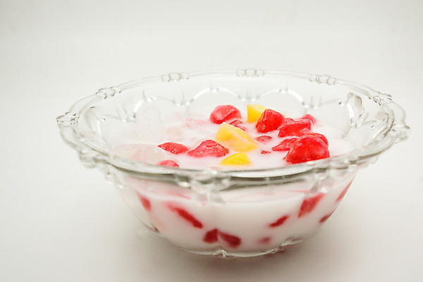 포토 JPG 해외이미지 전통 문화 음식 분홍색 백그라운드 다이어트 재료 태국 디저트 프레임 건강 요리 동양인 사람없음 빨간색 물 여름 컬러풀 식당 사막 우유 신선 사발 시장 달콤 맛 먹기 크림 아로마 밀가루 시럽 코코넛 석류 젤리 거짓 길거리음식 루비 인기 채식주의자 해외202004 해외포토 자연요소 계절 아시아 컬러 컨셉 과일 모션 유제품 인종 상점 사기그릇 보석 가루 채식 파일형식 이미지허브