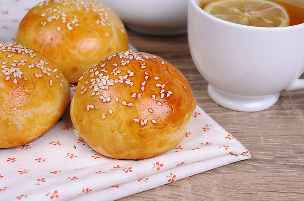 포토 JPG 해외이미지 음식 빵 부분 탁자 아침 주택 사탕 사람없음 컵 바구니 식사 저녁식사 신선 원형 조미료 맛 아침식사 밀 굽기 냅킨 브런치 깨 칼로리 덩어리 점심식사 뷔페 이스트 핸드메이드 해외202004 해외포토 주간 도형 식기 가구 컨셉 식재료 디저트 곡류 건물 구이 향미료 파일형식 이미지허브