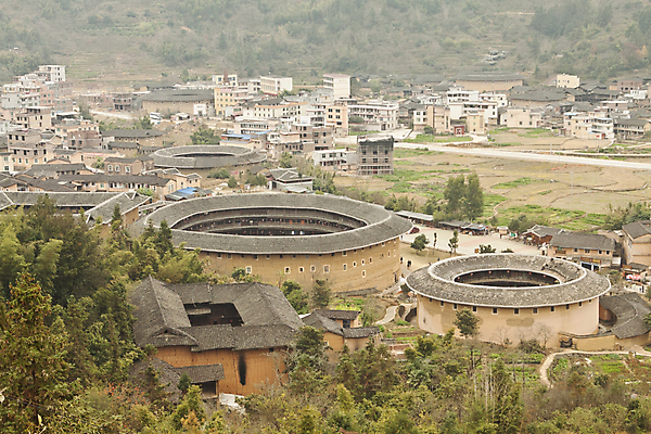 포토 JPG 해외이미지 문화 지구 여행 건축양식 학교 가족 자연 아침 벽돌 산 주택 풍경 사람없음 건물 세계 탑 중국 봄 도시 사찰 원형 그룹 센터 역사 재산 정상 땅 타일 멀티 특별함 해외202004 해외포토 주간 도형 건축물 계절 교육 건축 아시아 컨셉 관계 종교건축 금융 생태계 파일형식 이미지허브