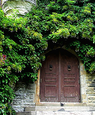 포토 JPG 해외이미지 벽 캐나다 건축양식 창문 유리 주택 사람없음 건물 빨간색 문 계단 탑 발코니 역사 타일 토론토 단계 계약자 석고 콘크리트 해외202004 해외포토 건축물 건축 컬러 북아메리카 재질 계약 파일형식 이미지허브