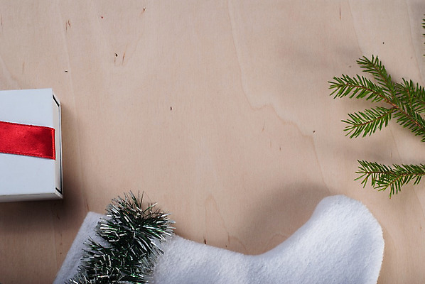 포토 JPG 해외이미지 나무 전통 디자인 리본 백그라운드 크리스마스 겨울 공 휴가 새로움 새해 기념 털 선물 사람없음 장식 빨간색 초록색 산타클로스 파티 축제 놀람 흰색 나뭇가지 눈송이 12월 큐브 복고 카피스페이스 클라우스 해외202004 해외포토 식물 계절 기념일 감정 컬러 컨셉 눈_날씨 표정 이벤트 공백 날짜 파일형식 이미지허브