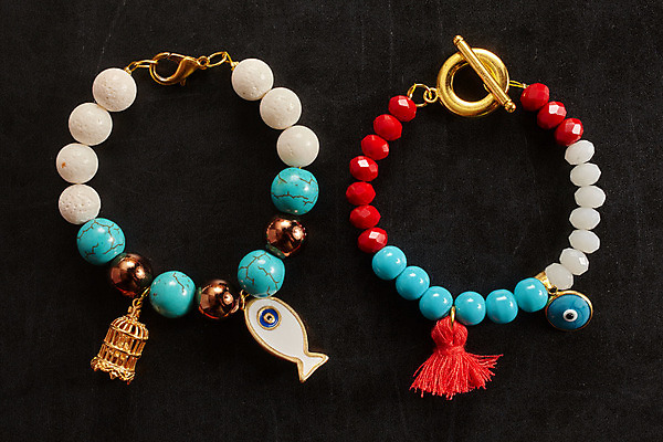 포토 JPG 해외이미지 디자인 백그라운드 목걸이 장신구 팔찌 사람없음 장식 초록색 컬러풀 유행 검은색 흰색 보석 구슬 고립 해외202004 해외포토 컬러 광석 파일형식 이미지허브