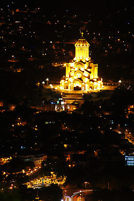포토 JPG 해외이미지 전통 건축양식 하늘 지붕 파노라마 미술 사람없음 빨간색 파란색 강 노란색 성당 궁전 가을 도시 시간 역사 황금 야간 저녁 지역 타운 공화국 대통령 옛날 조지아 해외202004 해외포토 자연요소 계절 건축 나라 컬러 고건축 종교건축 문화예술 촬영기법 동유럽 파일형식 이미지허브