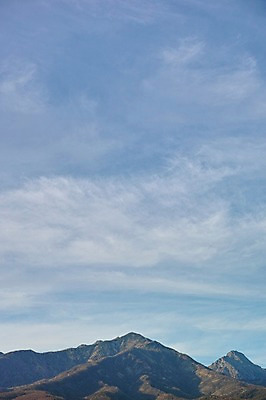 포토 JPG 주간 구름 자연 하늘 산 풍경 사람없음 야외 산등성이 국내포토 자연요소 생태계 파일형식