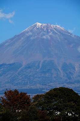 포토 JPG 주간 나무 식물 구름 해외풍경 자연 하늘 산 풍경 사람없음 야외 일본 눈 만년설 국내포토 자연요소 해외 아시아 날씨 생태계 파일형식