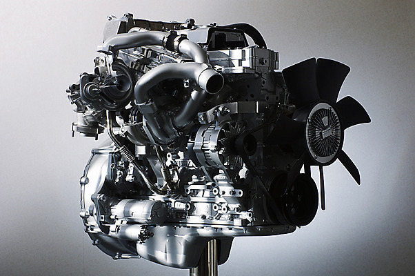 포토 JPG 사람없음 기계 부속품 오브젝트 프로펠러 파이프 엔진 고철 국내포토 파일형식