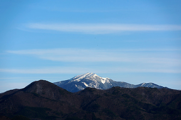 포토 JPG 주간 구름 자연 하늘 산 풍경 사람없음 야외 눈 산등성이 만년설 국내포토 자연요소 날씨 생태계 파일형식