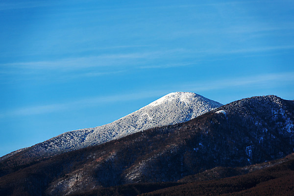 포토 JPG 주간 구름 계절 겨울 자연 하늘 산 풍경 사람없음 야외 일본 눈 만년설 겨울풍경 국내포토 자연요소 아시아 날씨 생태계 파일형식