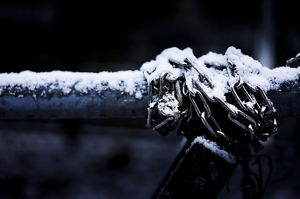 포토 JPG 계절 겨울 사람없음 야외 아웃포커스 쌓기 눈 쇠사슬 봉 감싸기 국내포토 자연요소 모션 날씨 촬영기법 파일형식