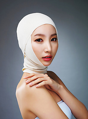 포토 JPG 스튜디오촬영 우먼라이프 라이프스타일 여자 모션 실내 한명 사람 손짓 상반신 20대 성인 옆모습 뷰티 한국인 수술 변화 성형수술 붕대 과정 의료성형뷰티 청년만 청년여자만 청년여자한명만 성인여자한명만 국내포토 1 뷰포인트 컨셉 의학 동양인 청년 내부 생활 치료 여자만 여자한명만 성인여자만 성인만 파일형식