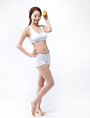 포토 JPG 스튜디오촬영 전신 우먼라이프 라이프스타일 여자 허리손 다이어트 오렌지 과일 모션 성공 실내 건강 한명 서기 미소 들기 사람 20대 성인 옆모습 운동복 뷰티 눈감음 기쁨 한국인 변화 만족 의료성형뷰티 청년만 청년여자만 청년여자한명만 성인여자한명만 국내포토 1 옷 감정 뷰포인트 포즈 컨셉 표정 동양인 청년 내부 생활 여자만 여자한명만 성인여자만 성인만 파일형식